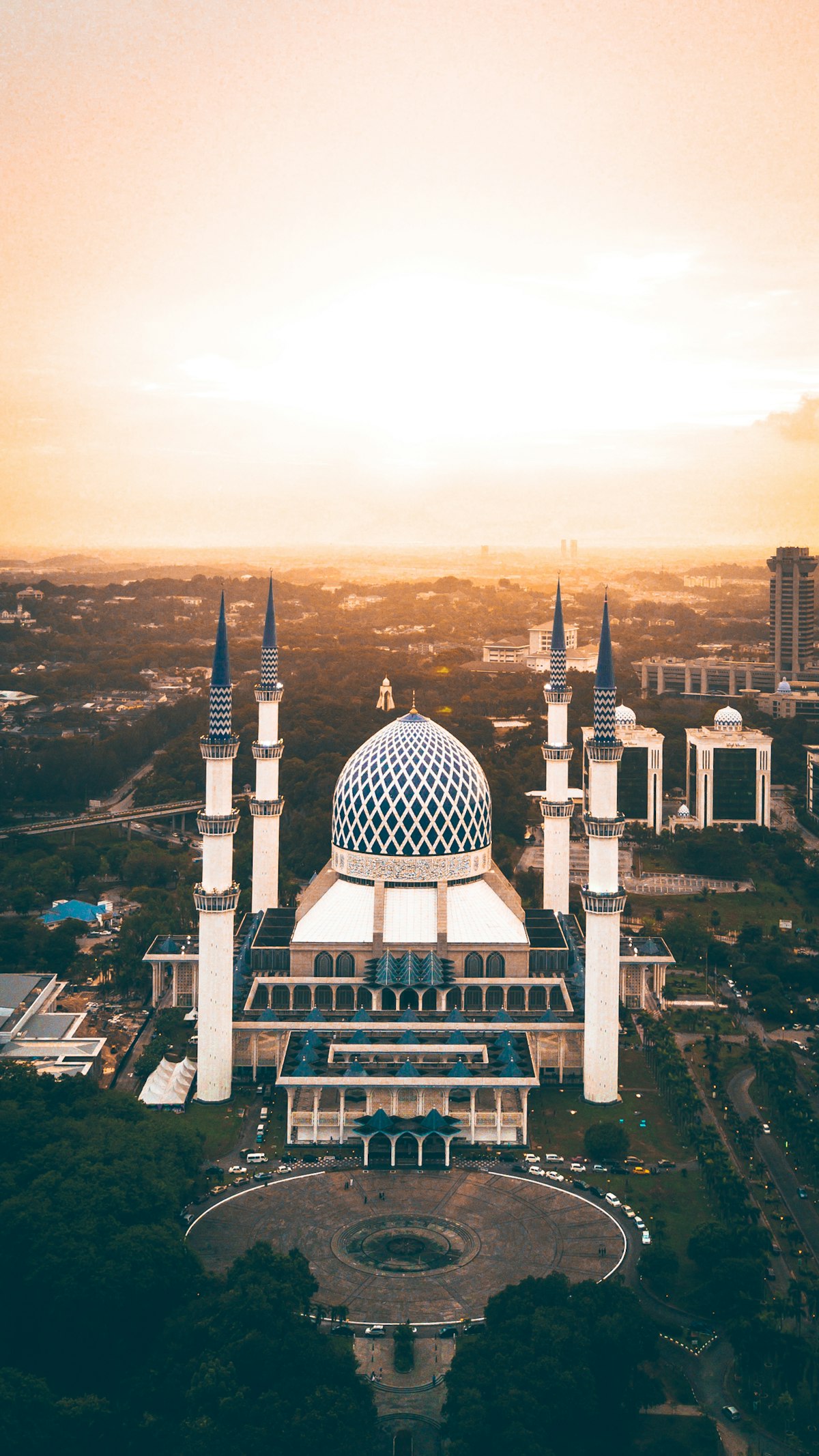 Comprehensive historical Islamic sciences manuscript